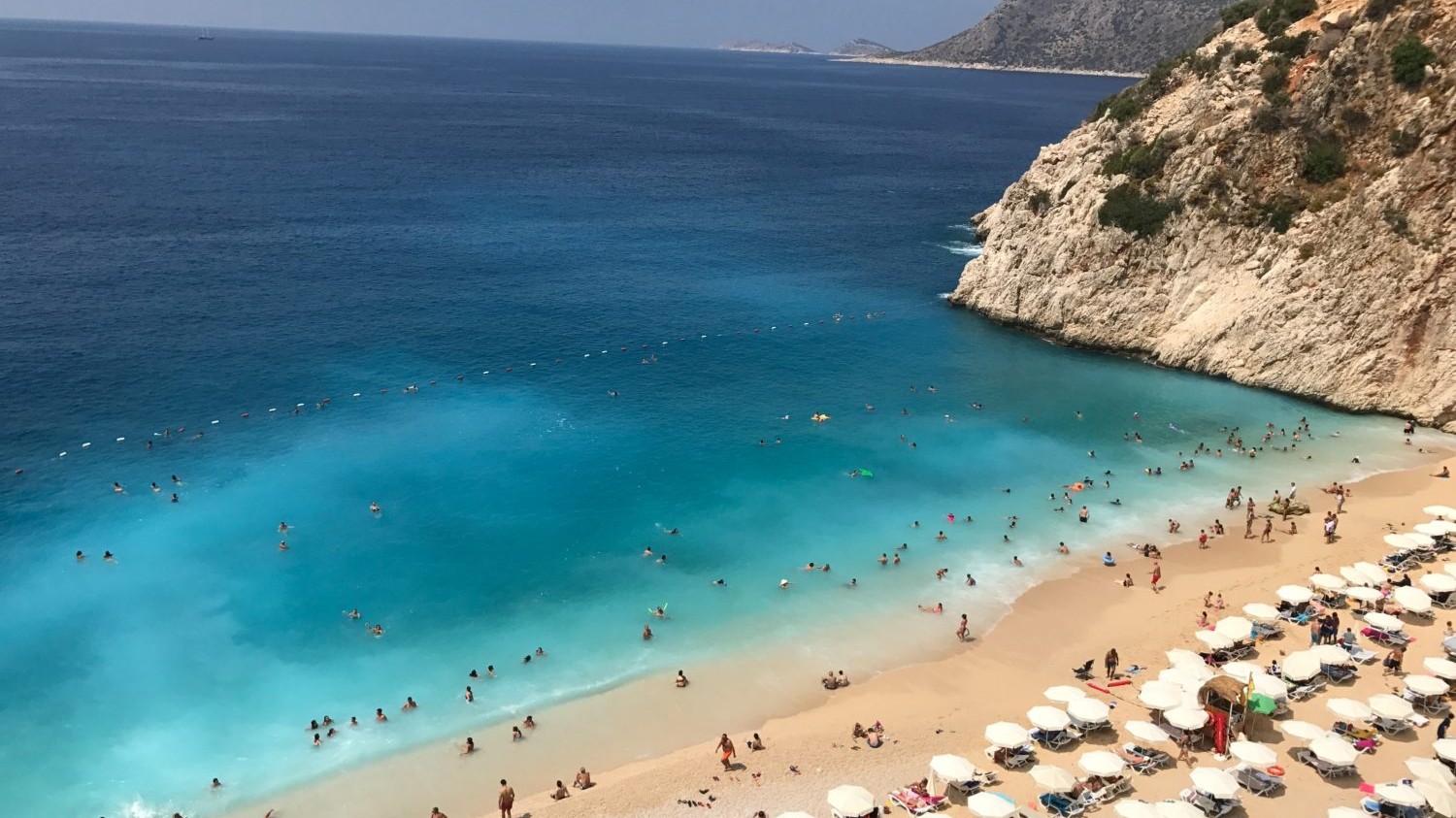What Five Business Tools Can Offer You a Perfect Vacation