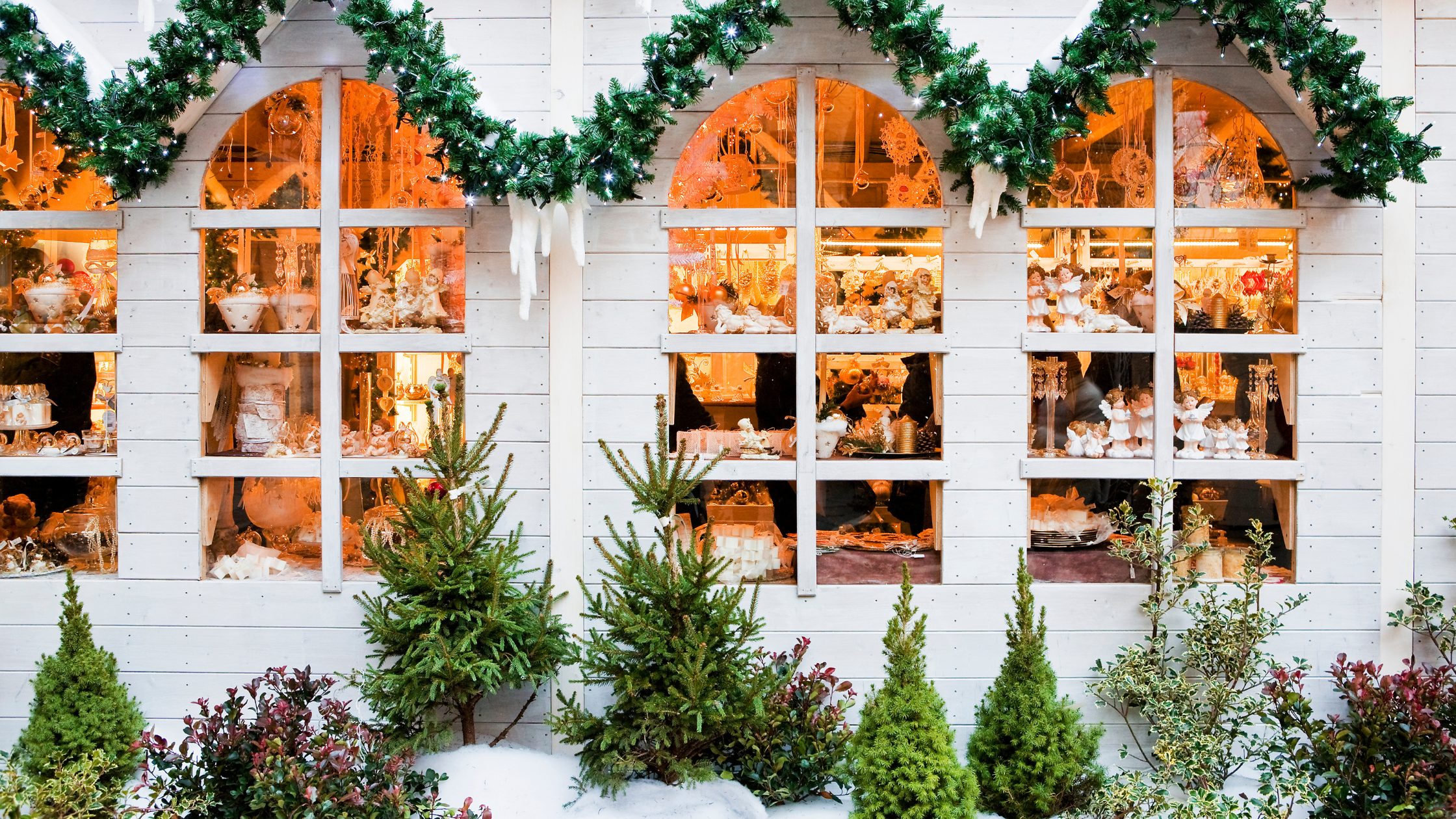 5 Social Commerce Strategies to Maximize Holiday Revenue